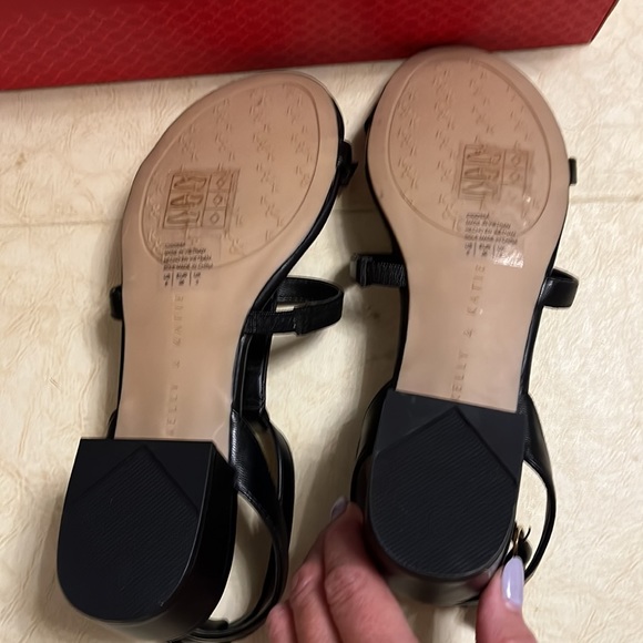 Kelly & Katie Black Cigossa Block Heel Sandal 6 - Picture 3 of 6